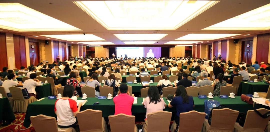 中國輕工業百強企業高峰論壇在京舉行，美機斬獲“科技百強”等多項殊榮