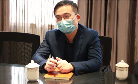 溫嶺市委常委、組織部部長阮積慶，市政協副主席林文鶴等一行領導蒞臨美機開展“三服務”活動